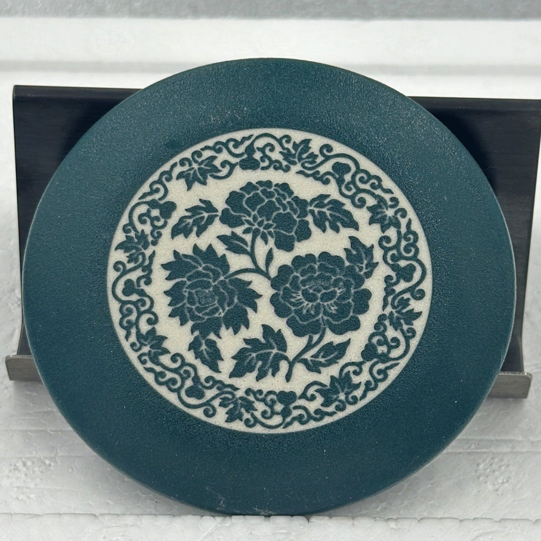 <strong>Laser Engraving Ceramics</strong>